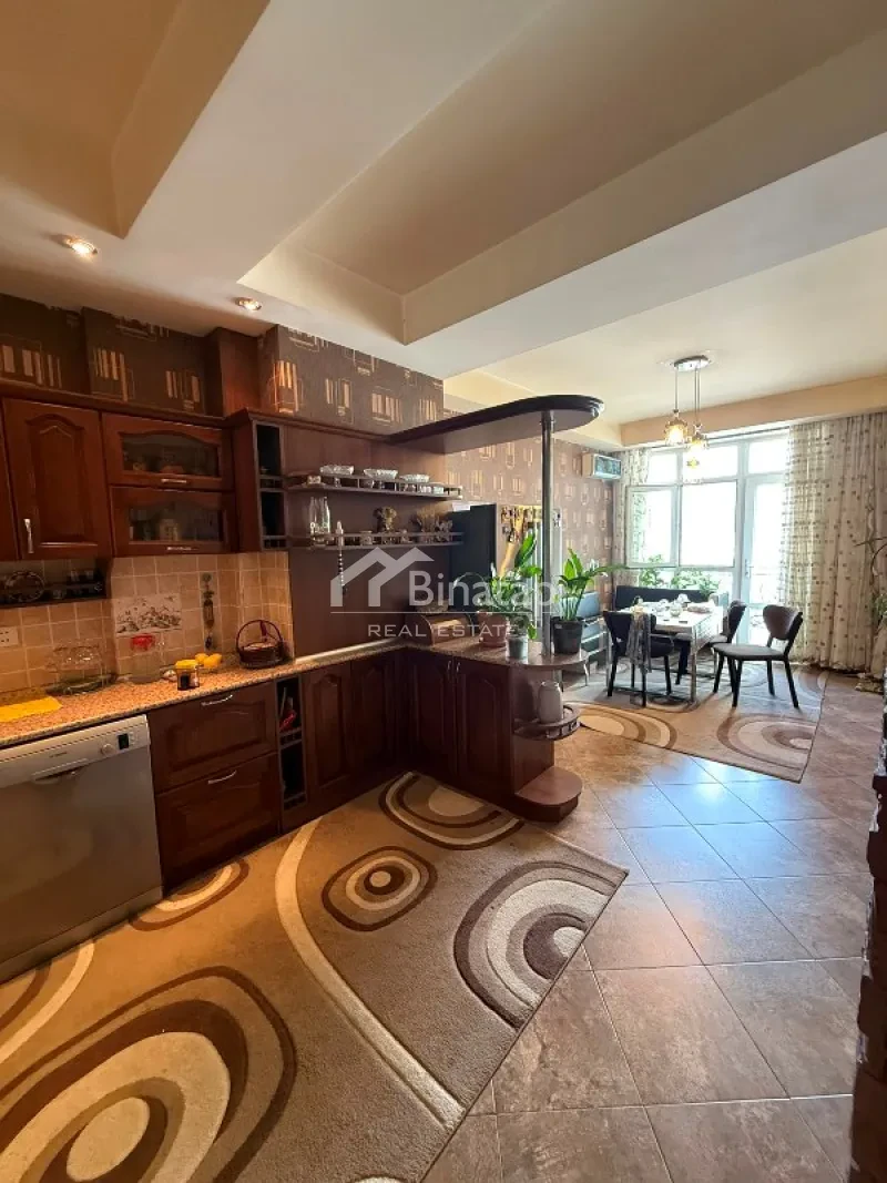 Satılır 3 otaqlı yeni tikili 130 m², 8 Noyabr m. — şəkil 7