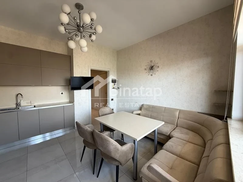 Satılır 2 otaqlı yeni tikili 100 m², 8 Noyabr m. — şəkil 12