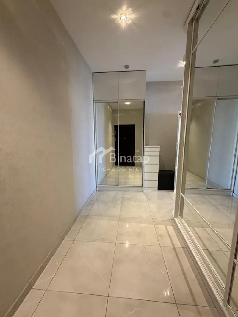 Satılır 2 otaqlı yeni tikili 100 m², 8 Noyabr m. — şəkil 14
