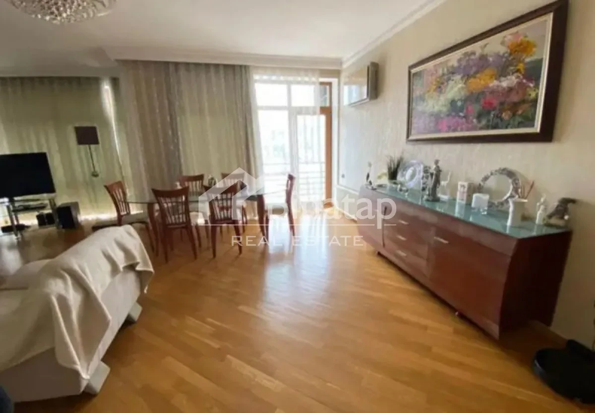 Satılır 3 otaqlı yeni tikili 130 m², 28 May m. — şəkil 2