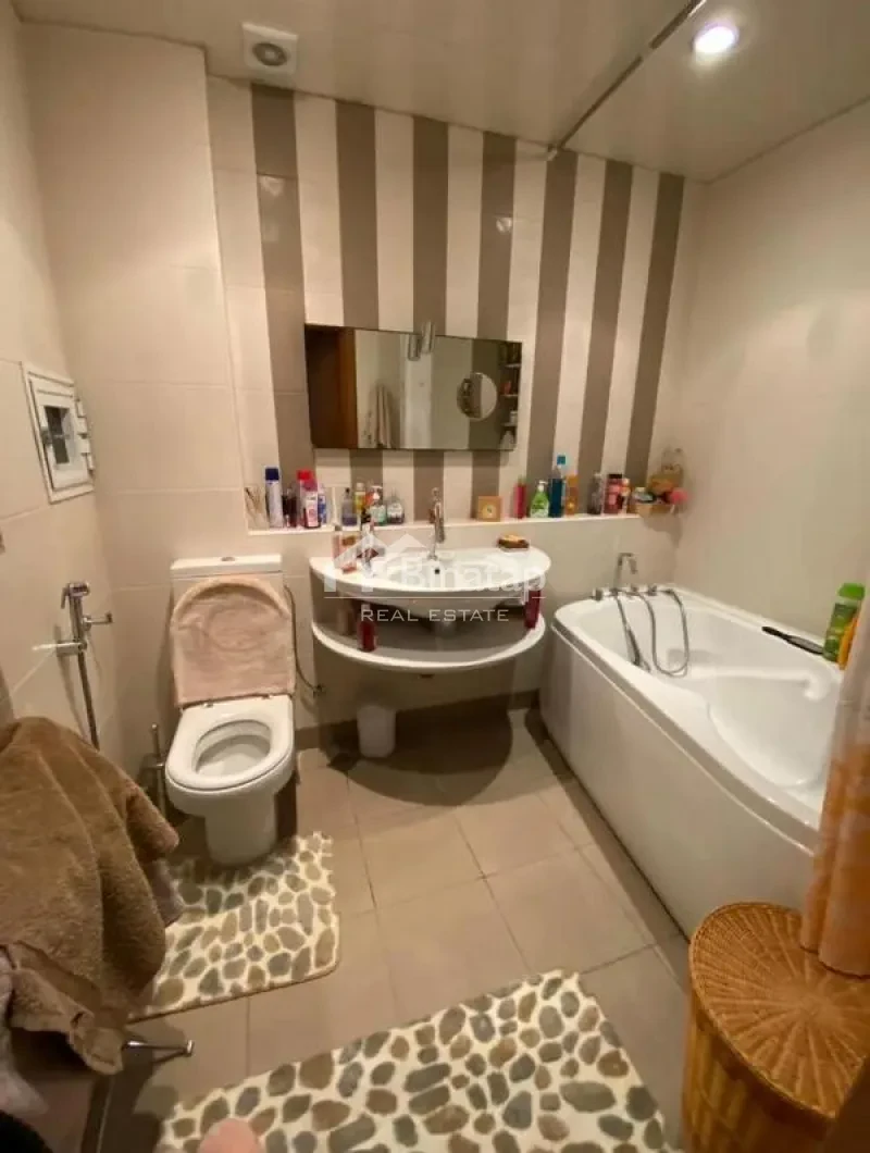 Satılır 3 otaqlı yeni tikili 130 m², 28 May m. — şəkil 17