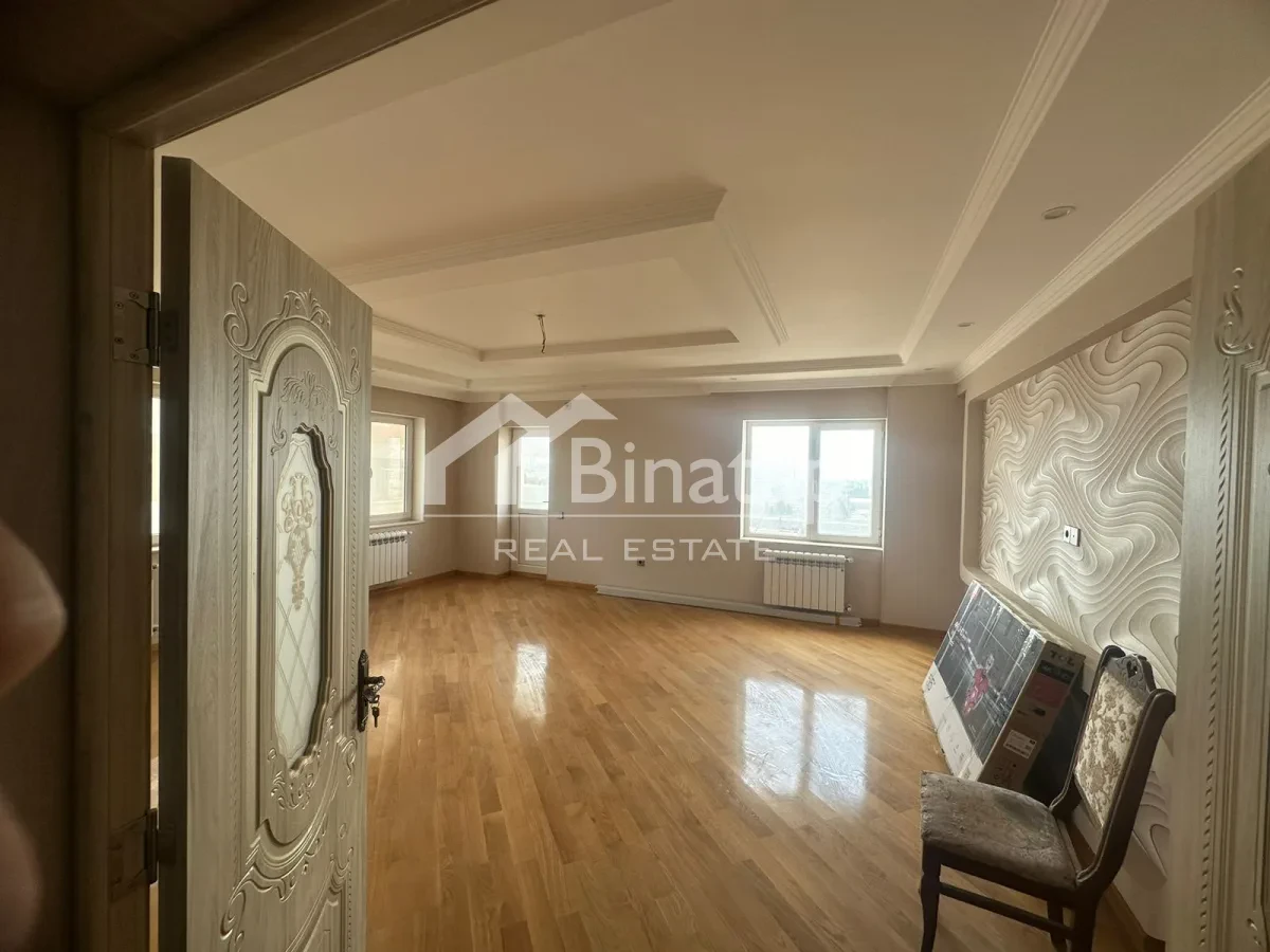Satılır 3 otaqlı yeni tikili 135 m², Nizami r. — şəkil 1