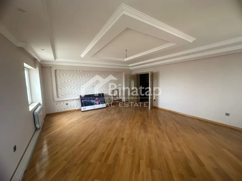 Satılır 3 otaqlı yeni tikili 135 m², Nizami r. — şəkil 2