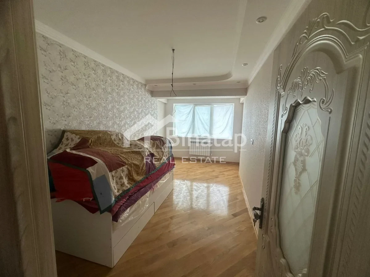 Satılır 3 otaqlı yeni tikili 135 m², Nizami r. — şəkil 4