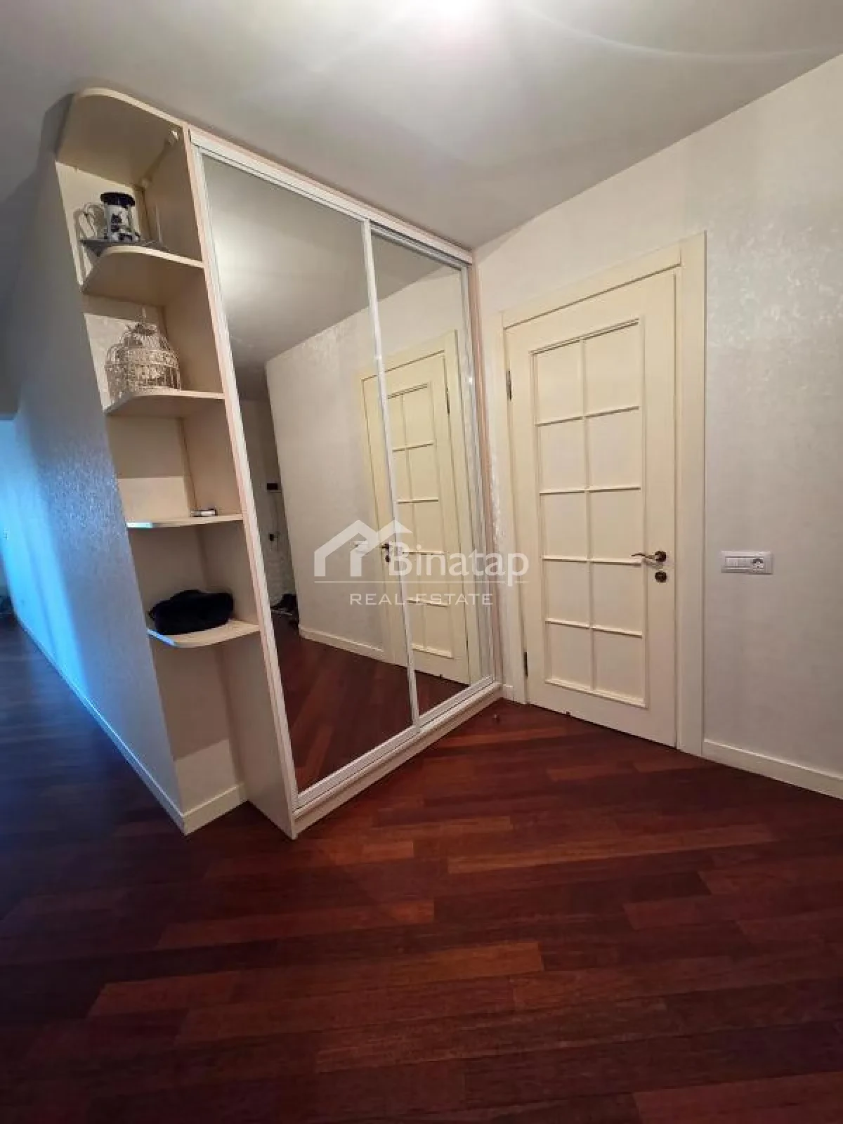 Satılır 2 otaqlı yeni tikili 106 m², 8 Noyabr m. — şəkil 7