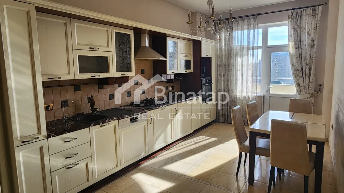Satılır 4 otaqlı yeni tikili 180 m², Nizami m. — şəkil 2