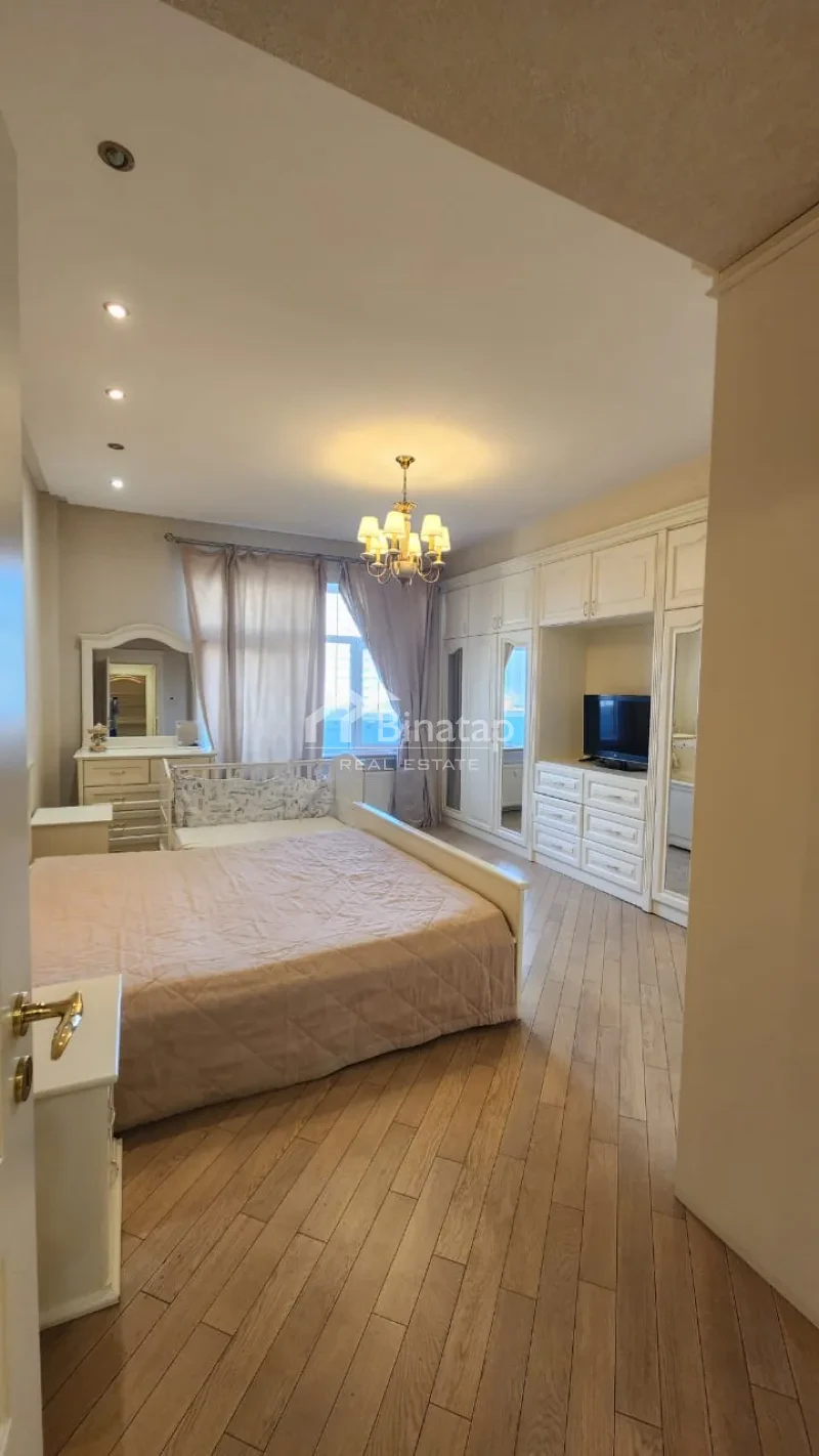 Satılır 4 otaqlı yeni tikili 180 m², Nizami m. — şəkil 5