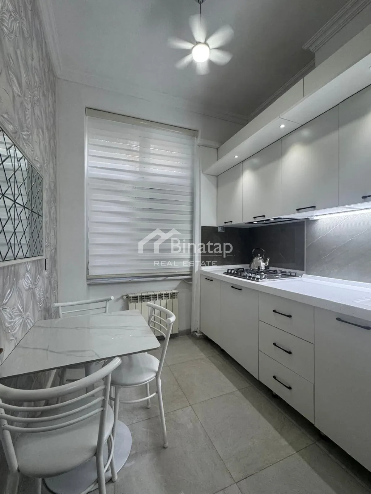 Satılır 3 otaqlı köhnə tikili 72 m², Elmlər Akademiyası m. — şəkil 10