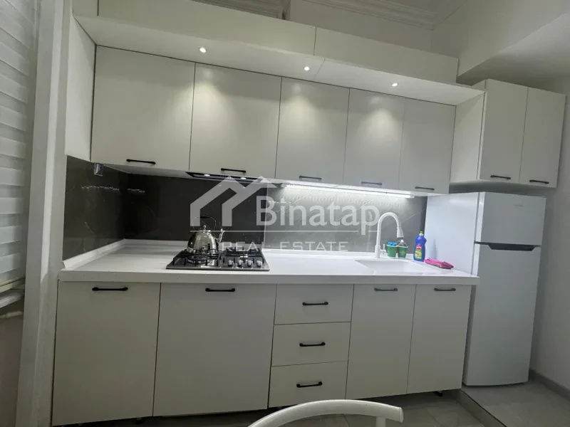 Satılır 3 otaqlı köhnə tikili 72 m², Elmlər Akademiyası m. — şəkil 9