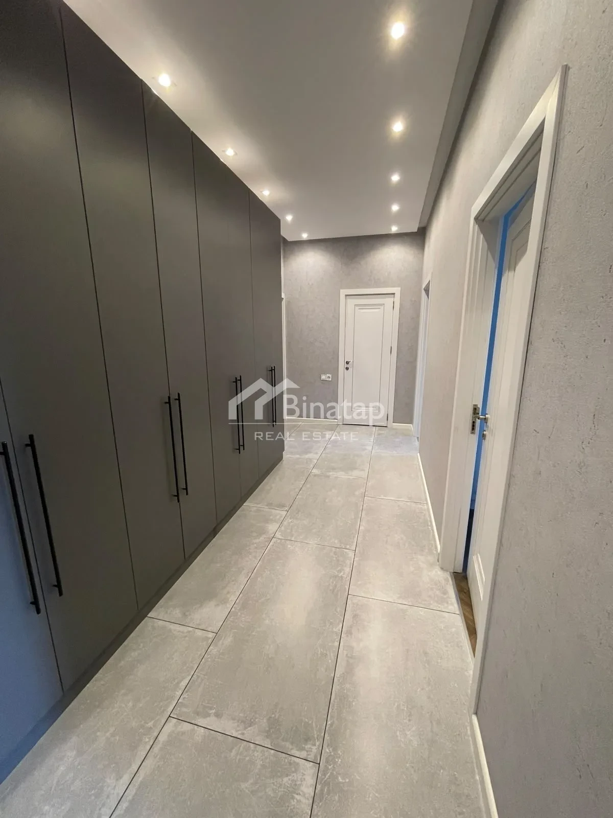 Satılır 3 otaqlı yeni tikili 95 m², İnşaatçılar m. — şəkil 18