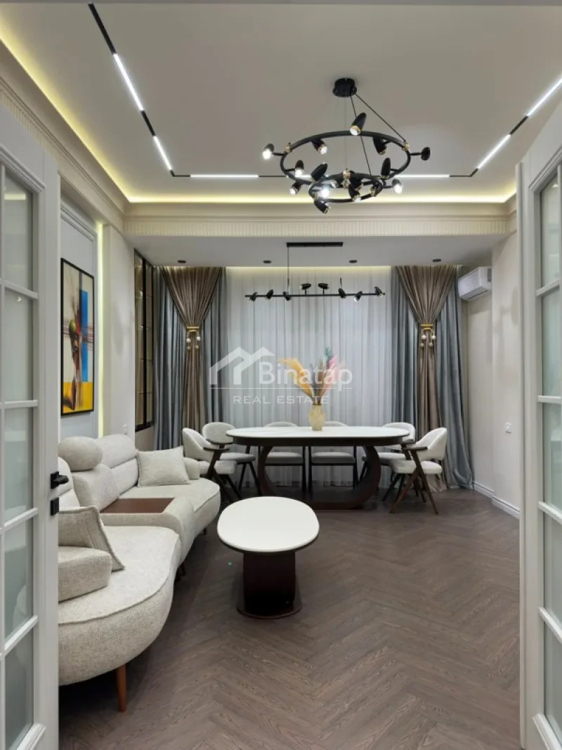 Satılır 3 otaqlı yeni tikili 133 m², Nizami m.