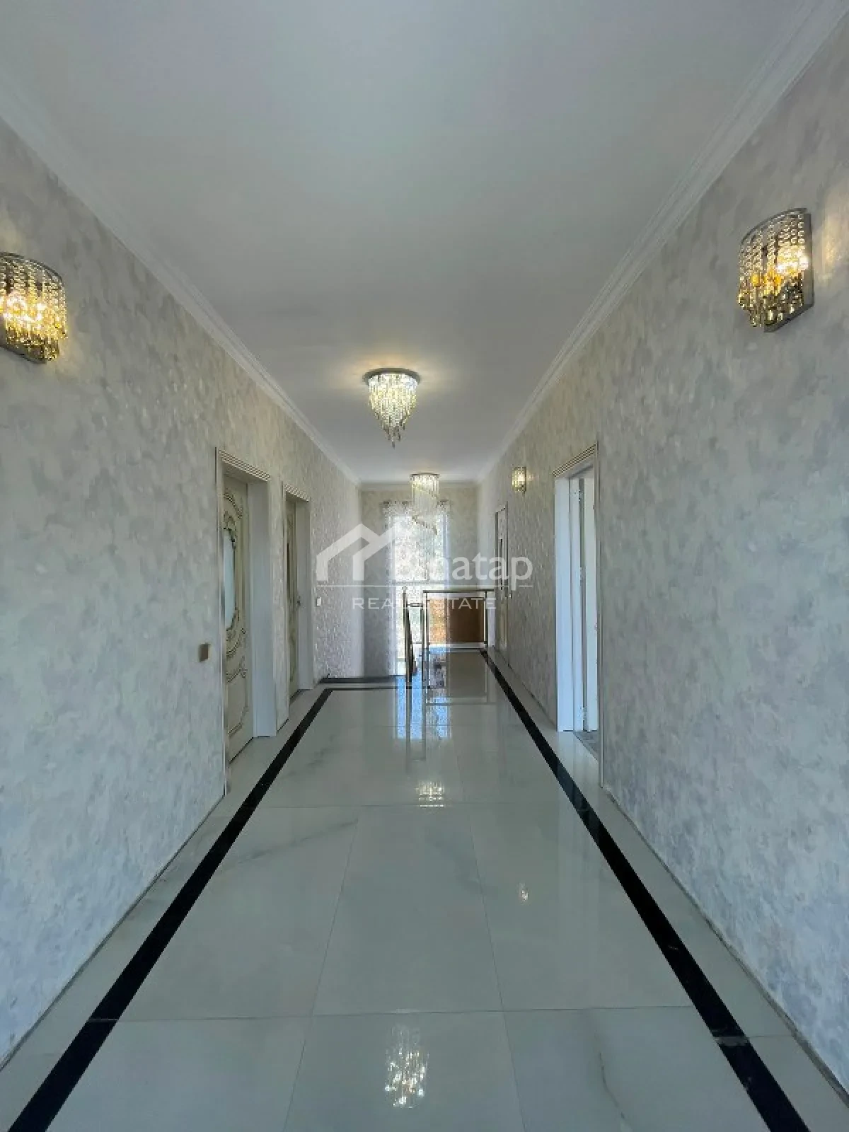 Satılır 5 otaqlı həyət evi / bağ evi 200 m², Badamdar qəs. — şəkil 15