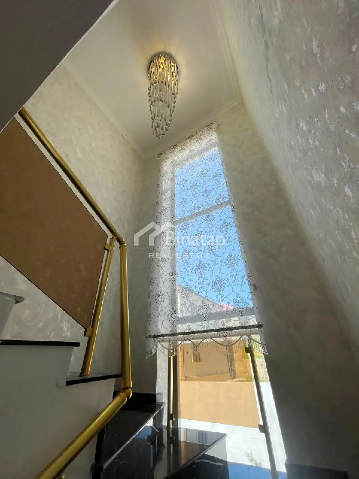 Satılır 5 otaqlı həyət evi / bağ evi 200 m², Badamdar qəs. — şəkil 18