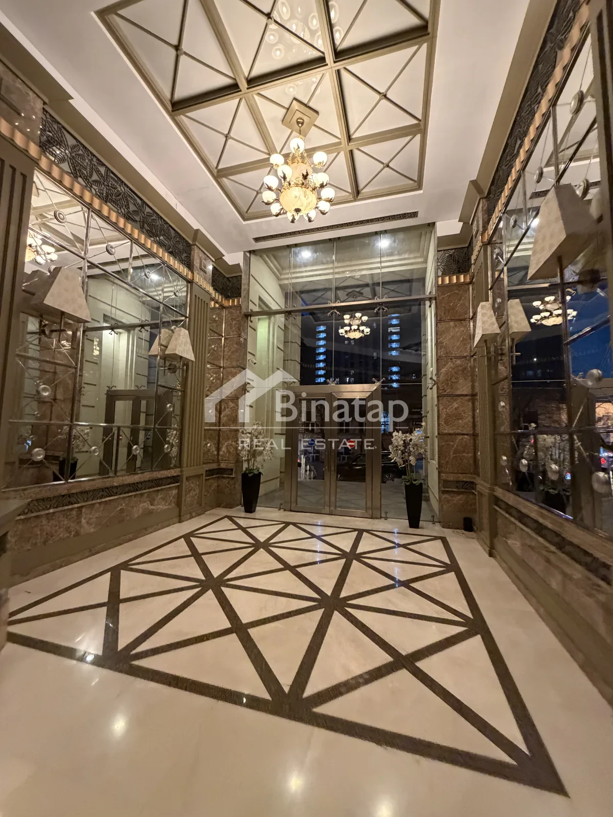 Satılır 4 otaqlı yeni tikili 172 m², 28 May m. — şəkil 3