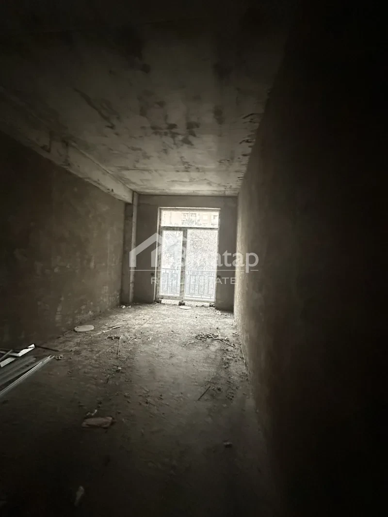 Satılır 4 otaqlı yeni tikili 172 m², 28 May m. — şəkil 9