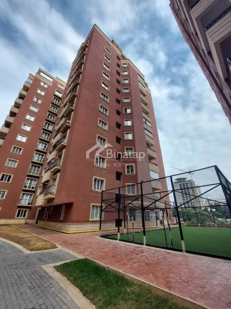 Satılır 4 otaqlı yeni tikili 186 m², 28 May m. — şəkil 2