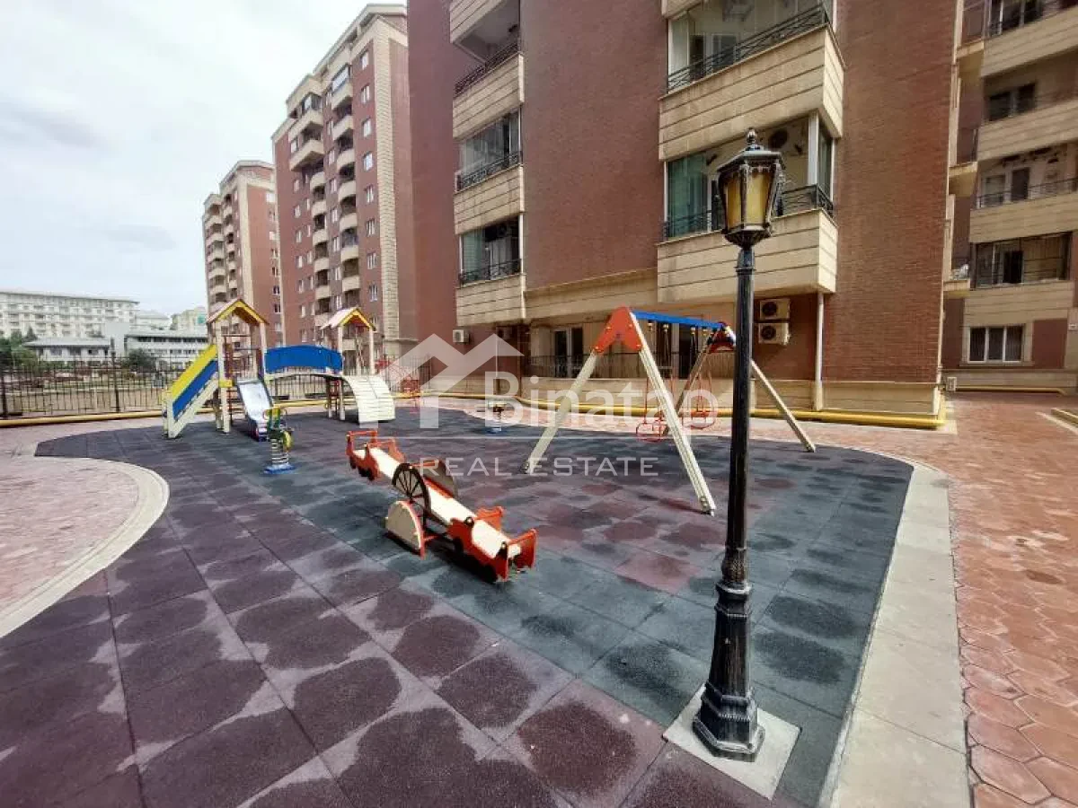 Satılır 4 otaqlı yeni tikili 186 m², 28 May m. — şəkil 8