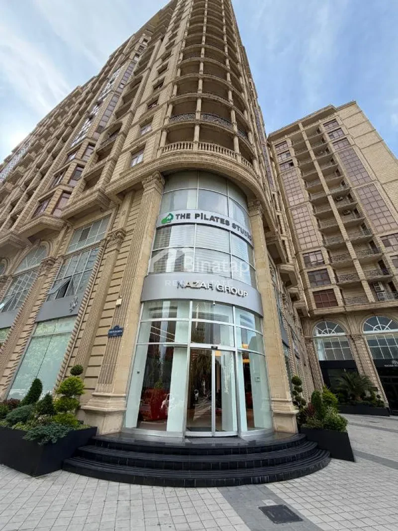 Satılır 4 otaqlı yeni tikili 210 m², 28 May m. — şəkil 2