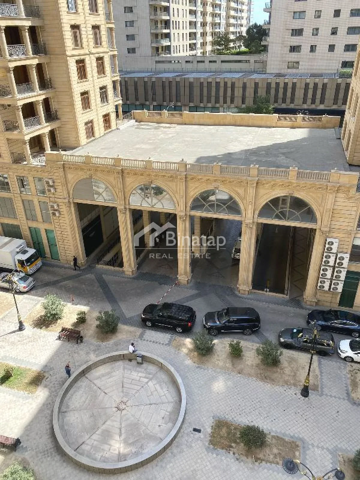 Satılır 4 otaqlı yeni tikili 210 m², 28 May m. — şəkil 15