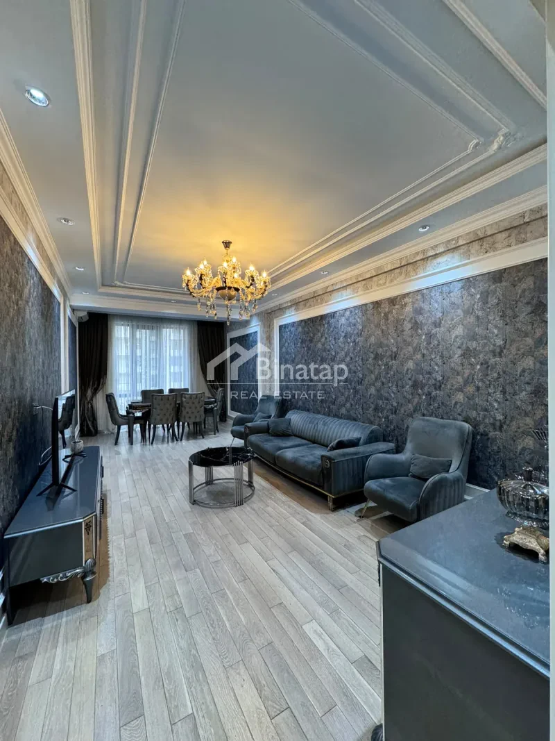 Satılır 3 otaqlı yeni tikili 135 m², 28 May m.