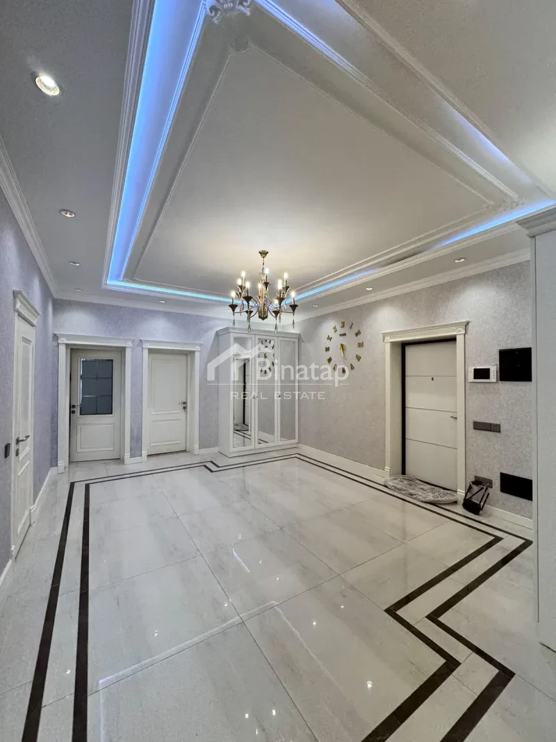 Satılır 3 otaqlı yeni tikili 135 m², 28 May m. — şəkil 9