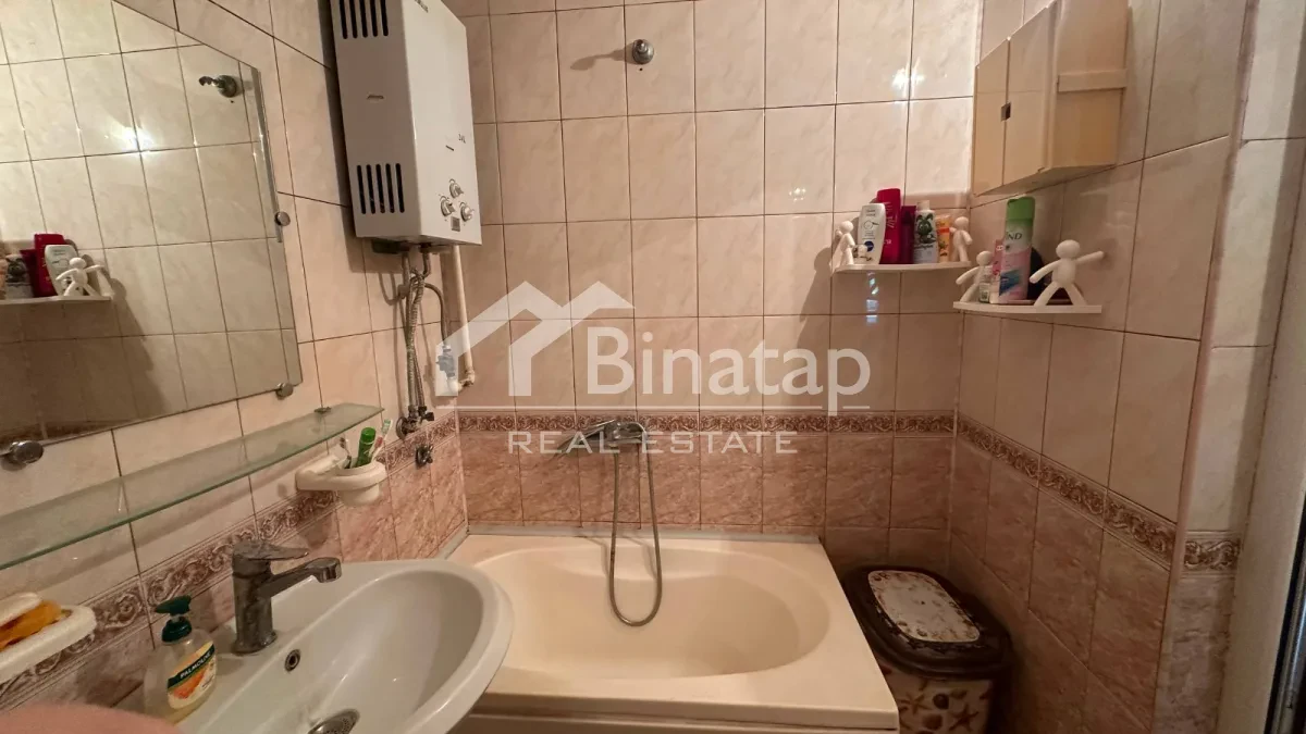 Satılır 2 otaqlı köhnə tikili 60 m², Elmlər Akademiyası m. — şəkil 12