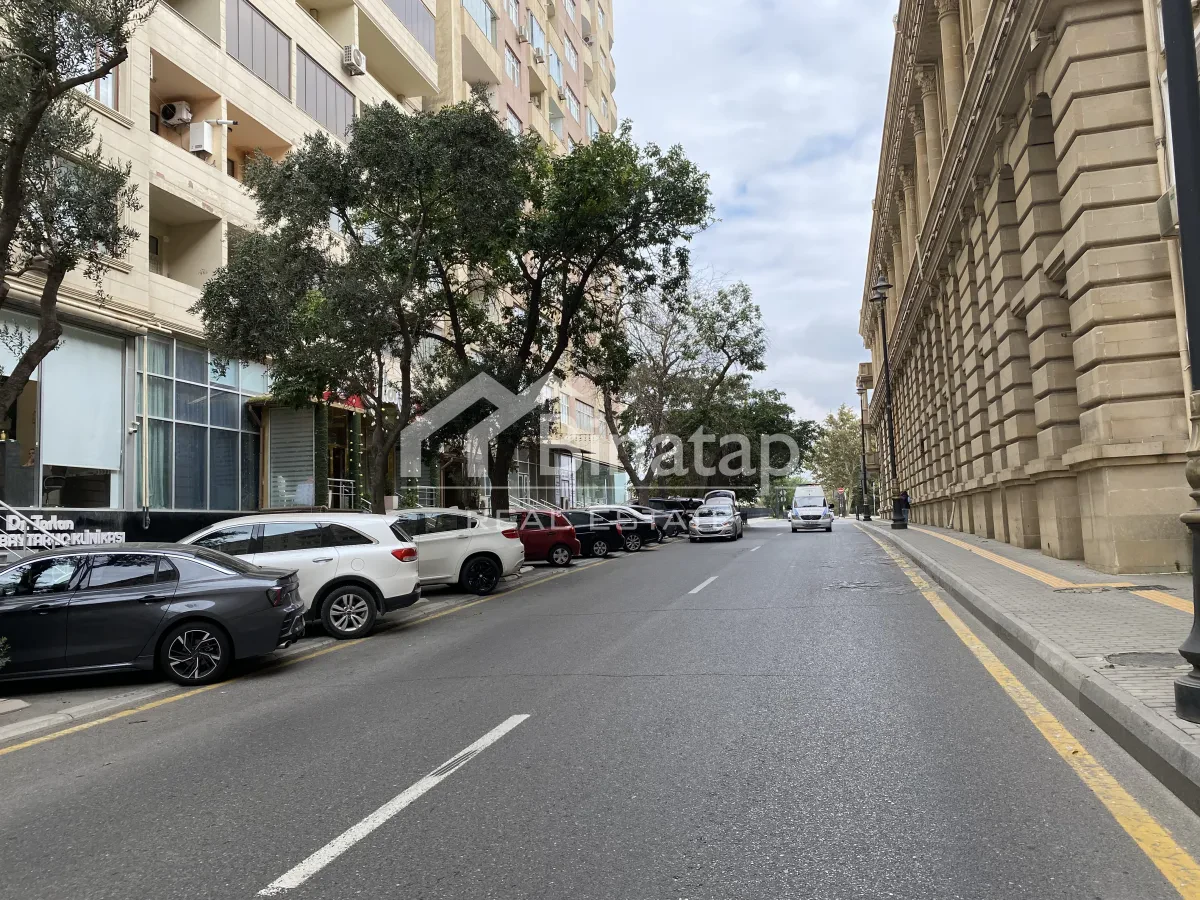 Satılır 2 otaqlı yeni tikili 80 m², Gənclik m. — şəkil 12