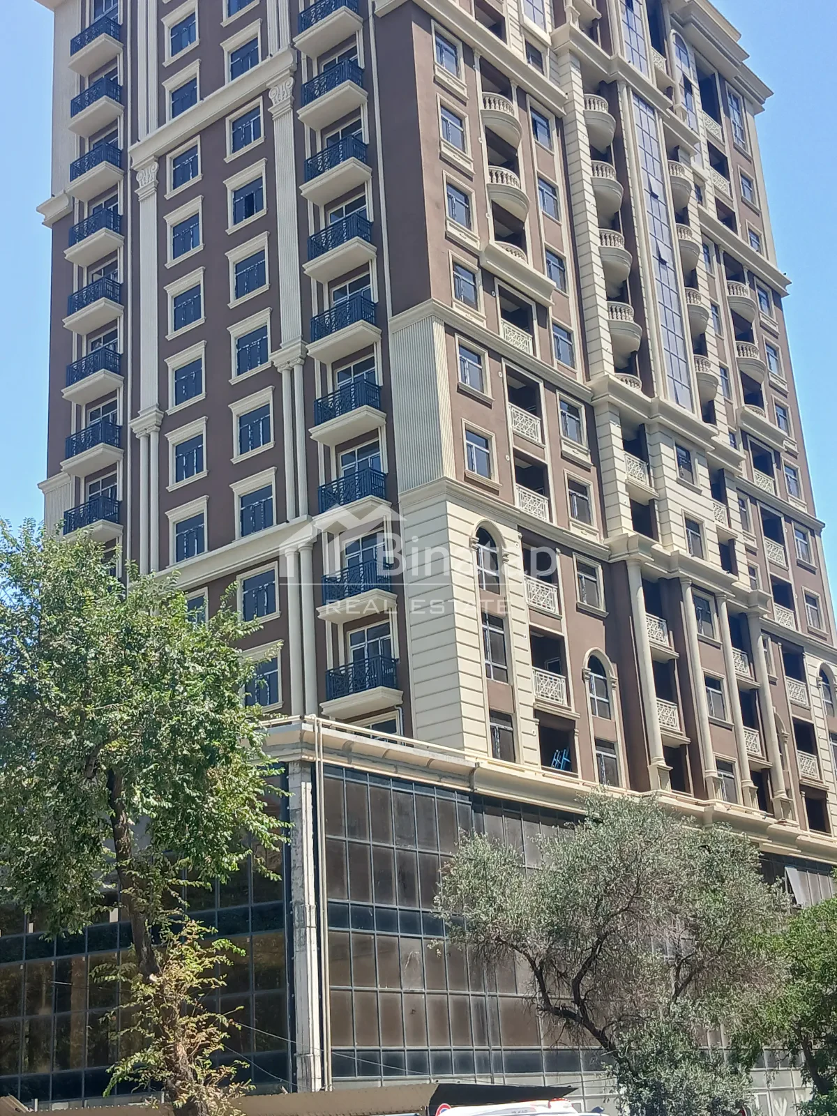 Satılır obyekt 317 m², 28 May m. — şəkil 14