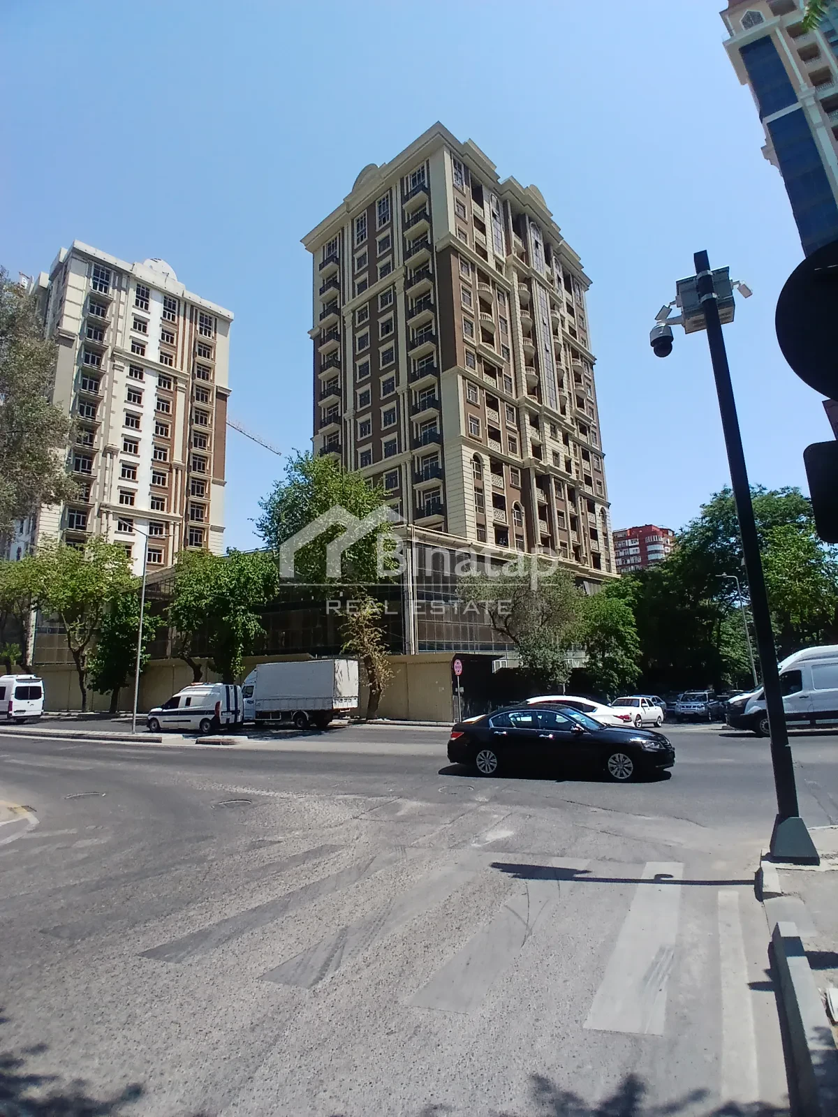 Satılır obyekt 317 m², 28 May m. — şəkil 2