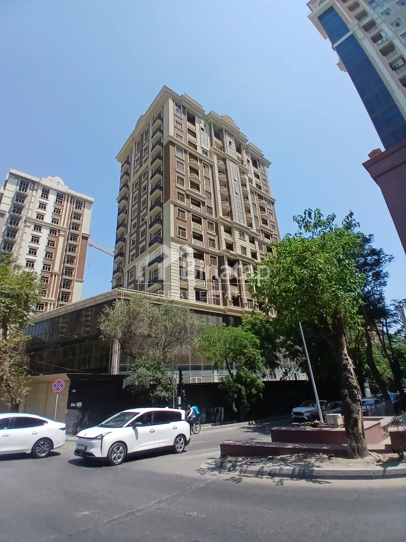 Satılır obyekt 317 m², 28 May m. — şəkil 15
