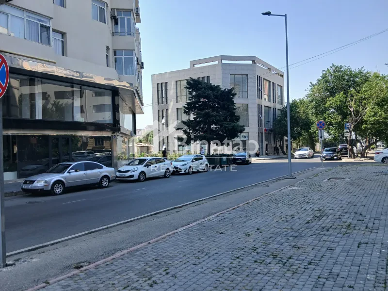 Satılır 3 otaqlı yeni tikili 117 m², Nərimanov r. — şəkil 18