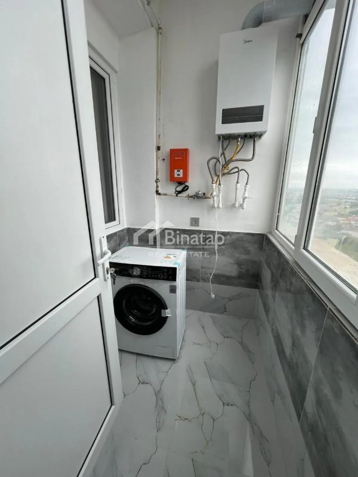 Satılır 2 otaqlı yeni tikili 58 m², 8 Noyabr m. — şəkil 10