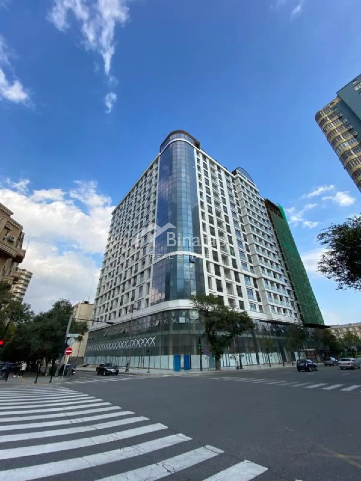 Satılır 4 otaqlı yeni tikili 211 m², Gənclik m. — şəkil 1