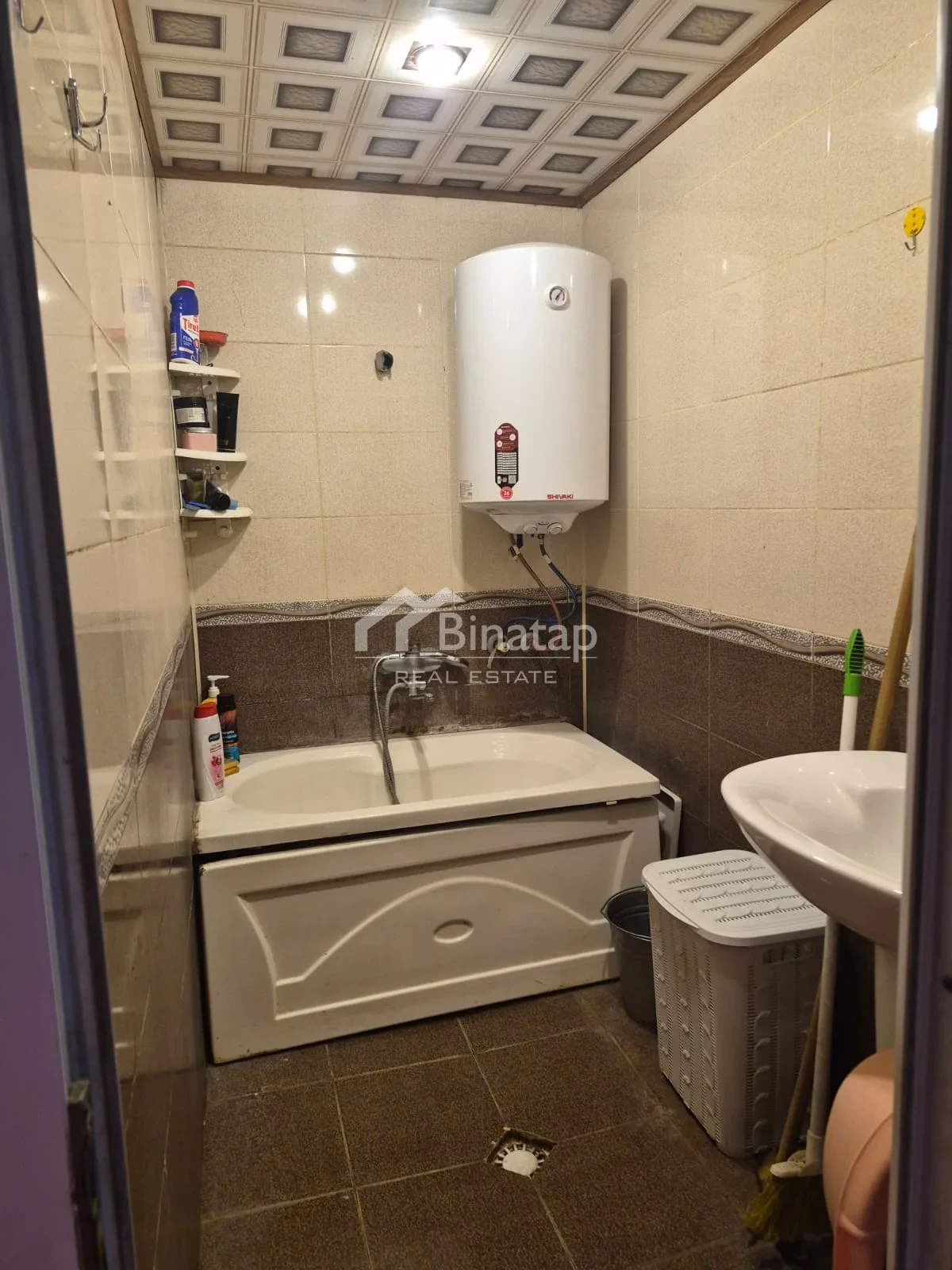 Satılır 2 otaqlı köhnə tikili 52.4 m², 20 Yanvar m. — şəkil 16