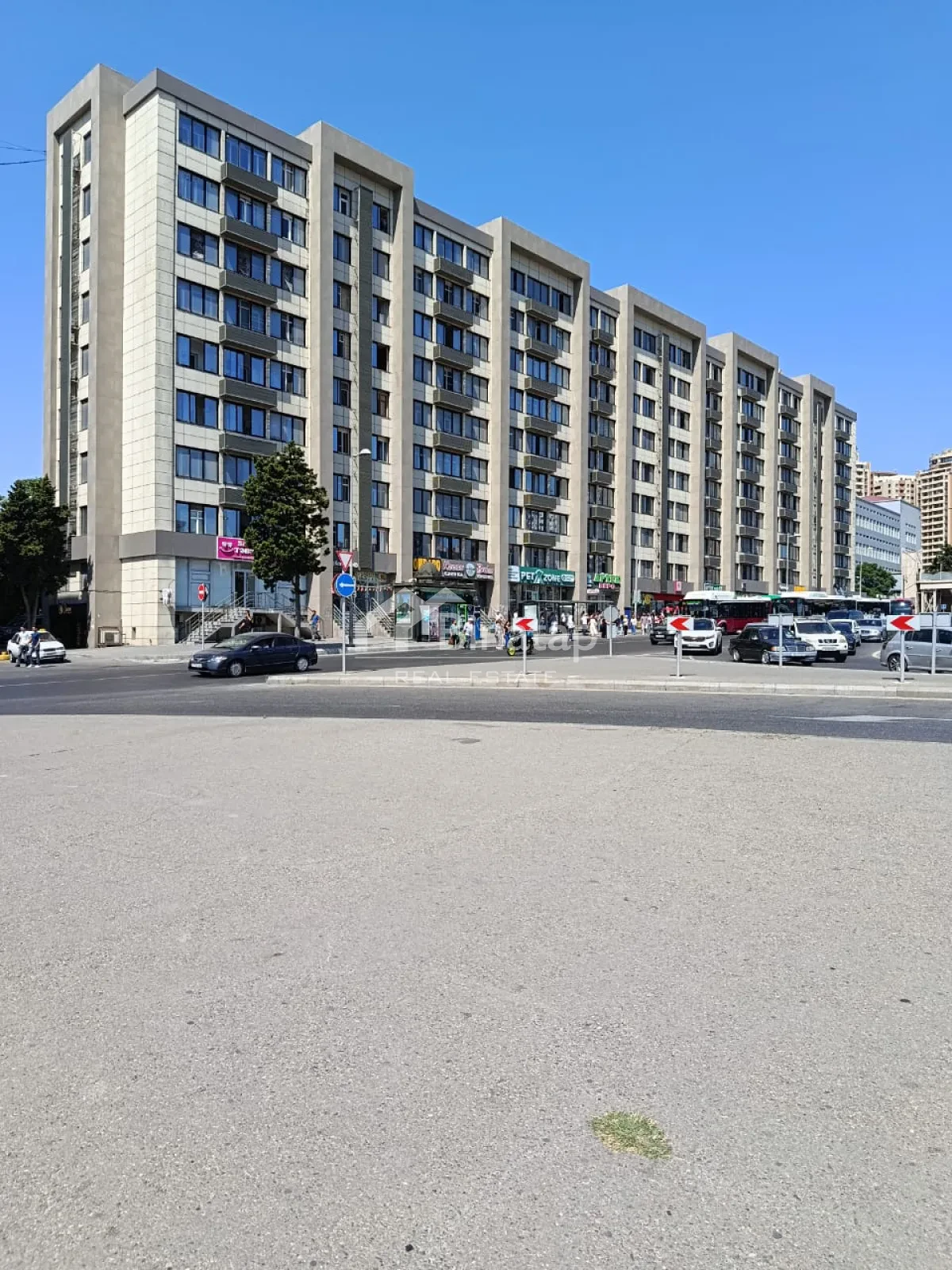 Satılır 2 otaqlı köhnə tikili 52.4 m², 20 Yanvar m. — şəkil 19
