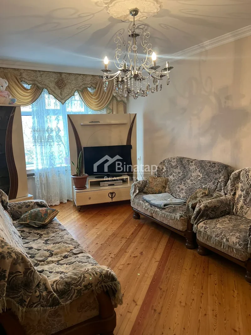 Satılır 3 otaqlı köhnə tikili 69 m², Xətai r.