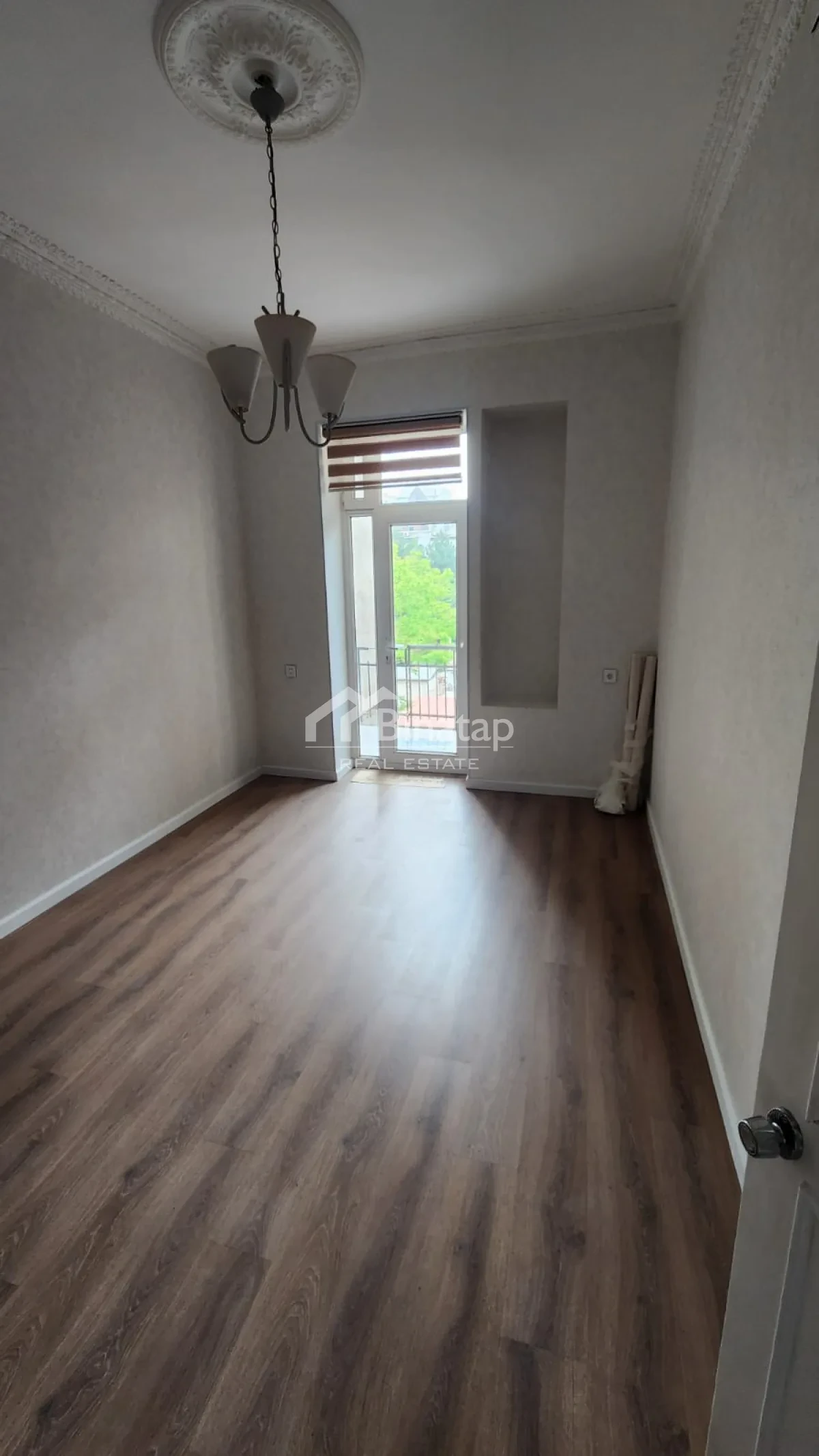 Satılır 2 otaqlı köhnə tikili 55 m², İçərişəhər m. — şəkil 7