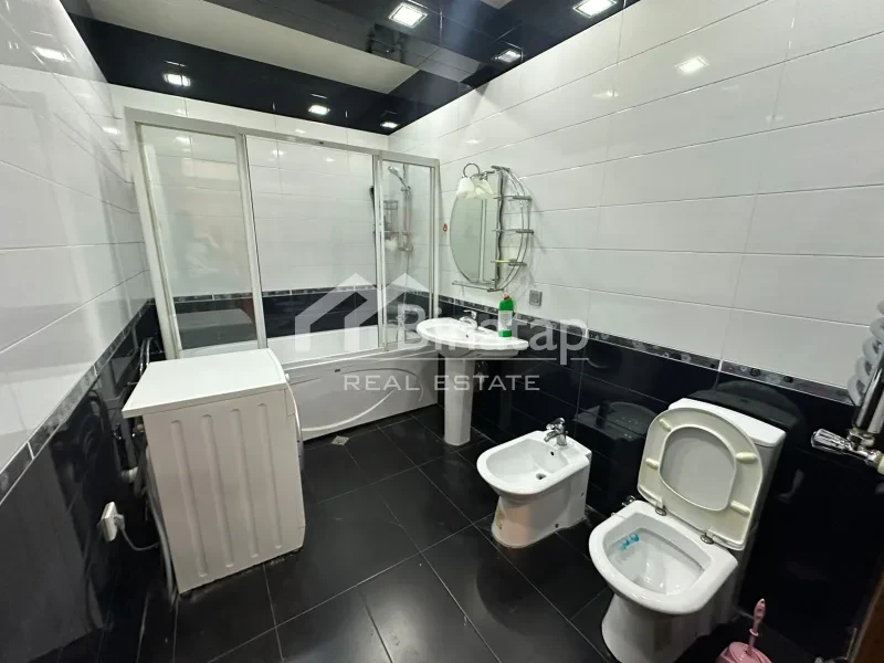 İcarəyə verilir 2 otaqlı yeni tikili 87 m², 28 May m. — şəkil 16