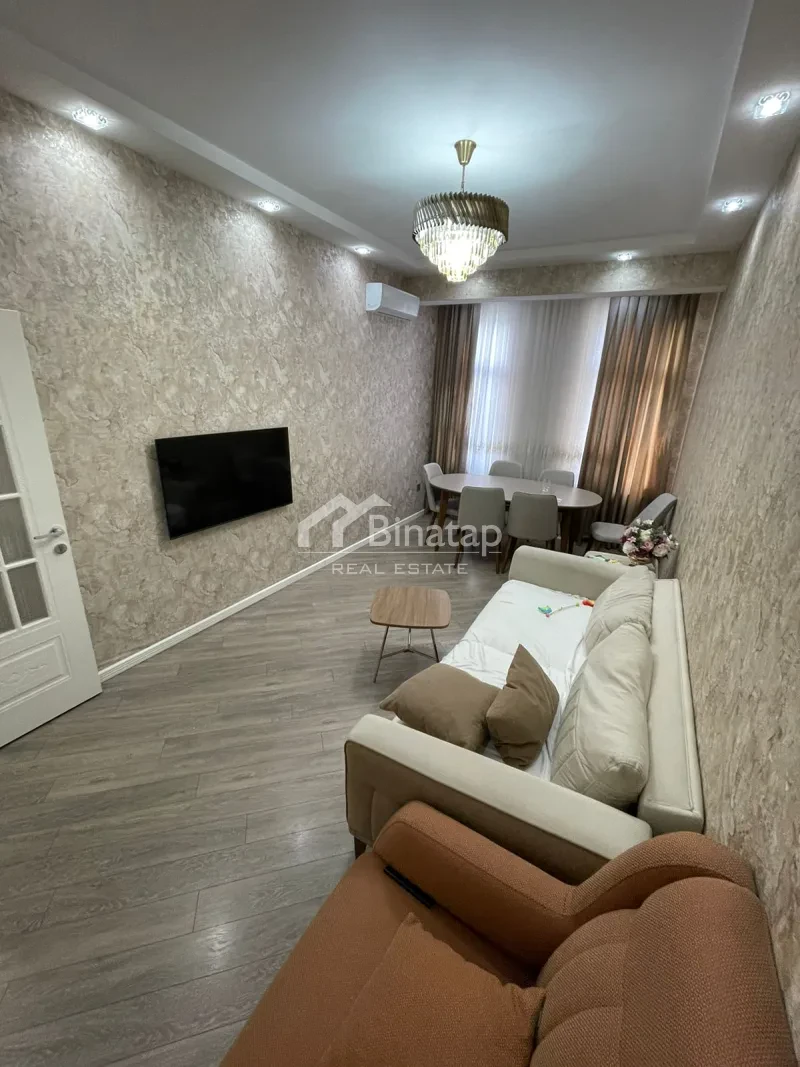 Satılır 3 otaqlı yeni tikili 88 m², 28 May m.