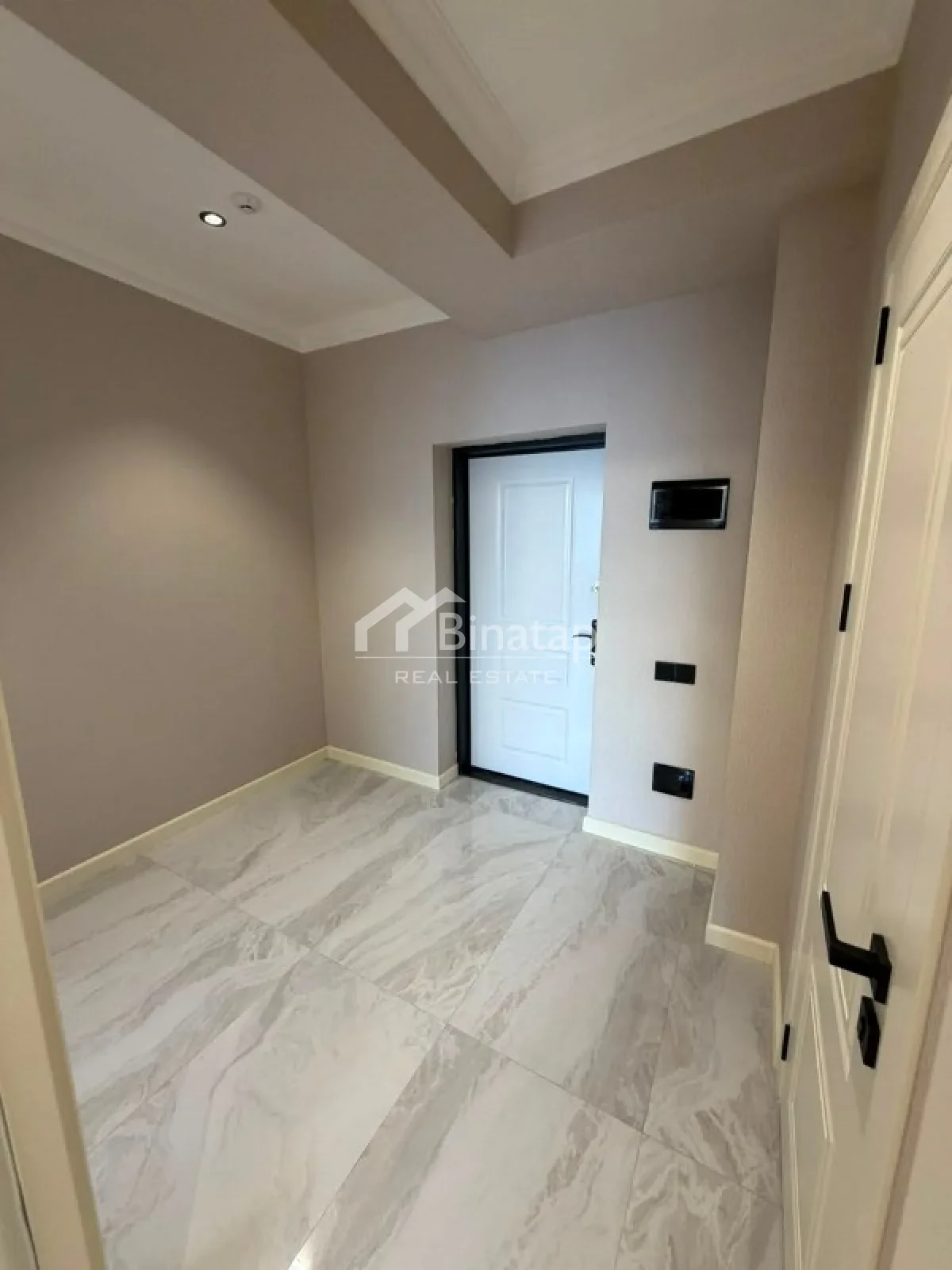 Satılır 2 otaqlı yeni tikili 58 m², İnşaatçılar m. — şəkil 13