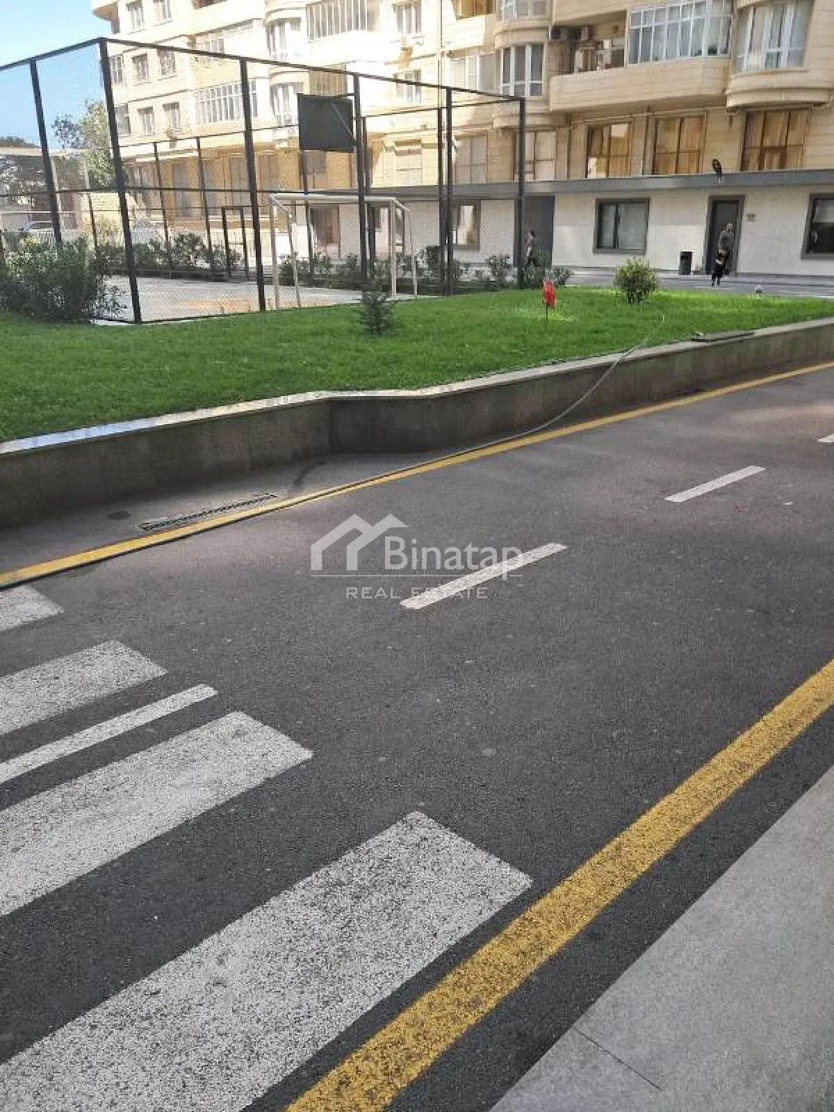 Satılır 2 otaqlı yeni tikili 70 m², 8 Noyabr m. — şəkil 12