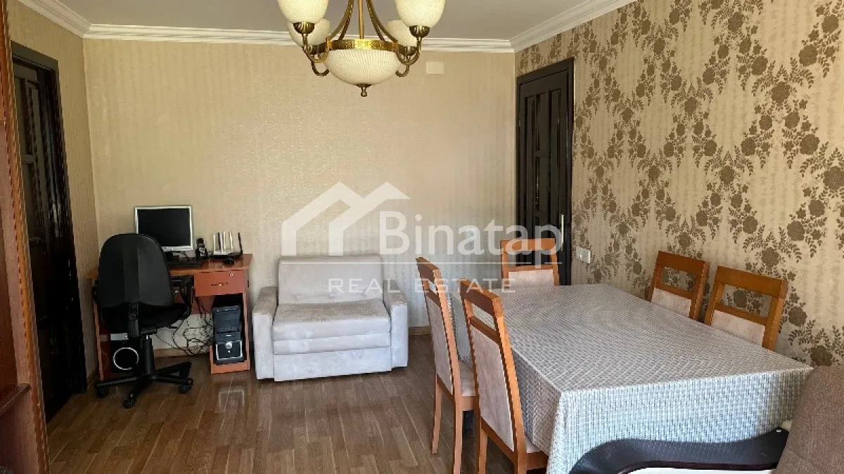 Satılır 2 otaqlı köhnə tikili 45 m², Elmlər Akademiyası m. — şəkil 4