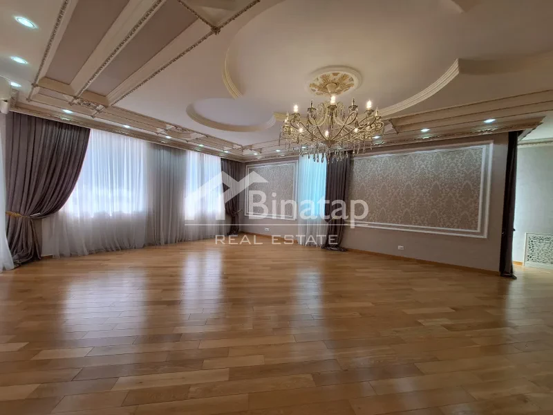 Сдаётся 4-комн. новостройка 230 м², м. 8 Ноября