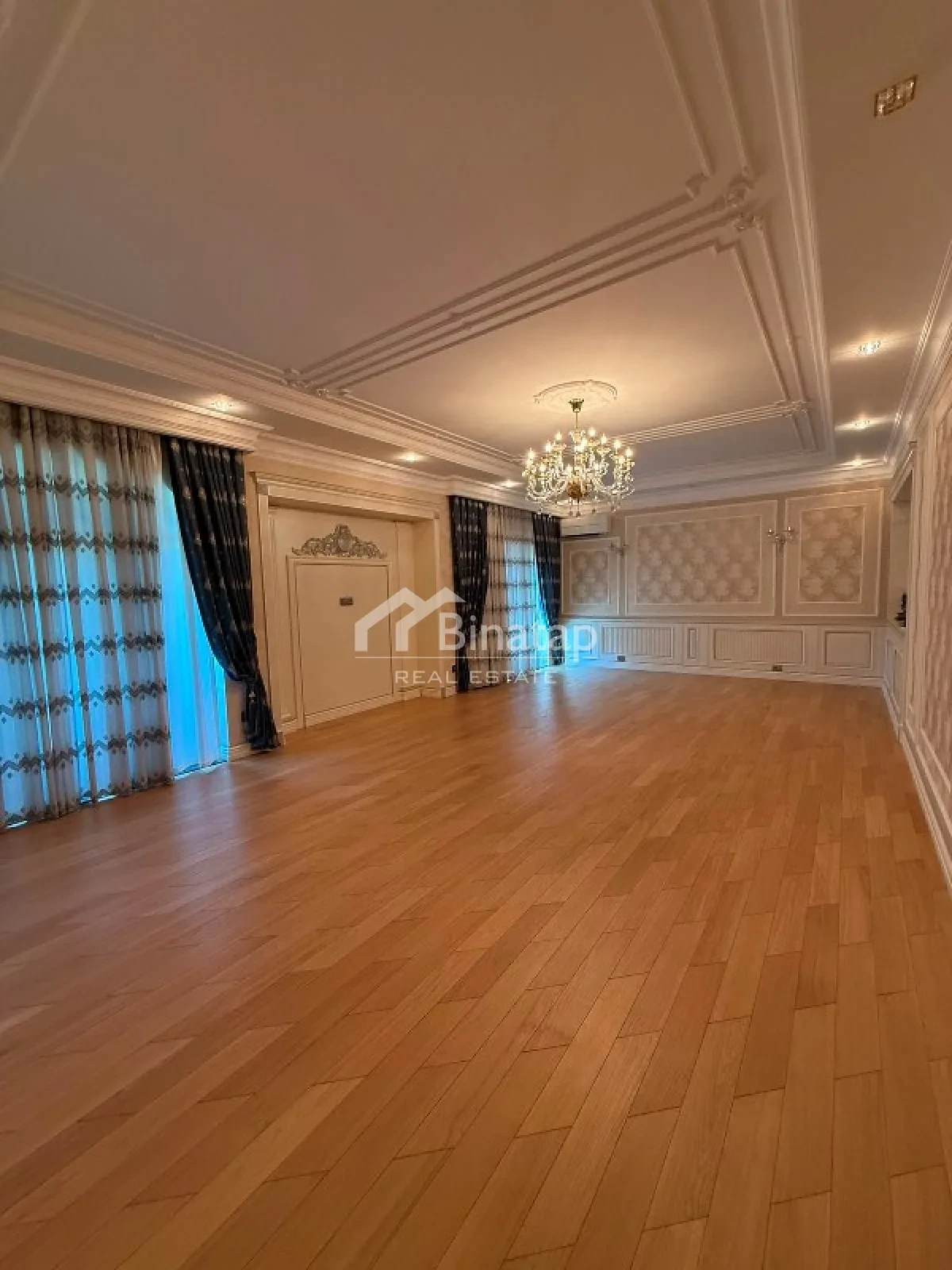 Satılır 4 otaqlı yeni tikili 270 m², 28 May m. — şəkil 4