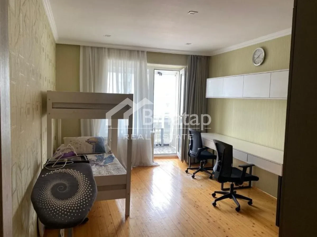 Satılır 3 otaqlı köhnə tikili 92 m², İçərişəhər m. — şəkil 9