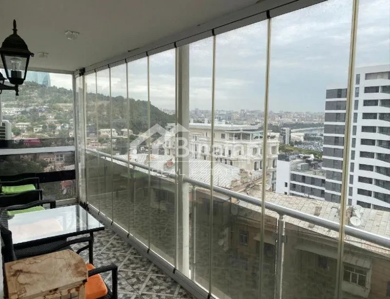 Satılır 3 otaqlı köhnə tikili 92 m², İçərişəhər m. — şəkil 20