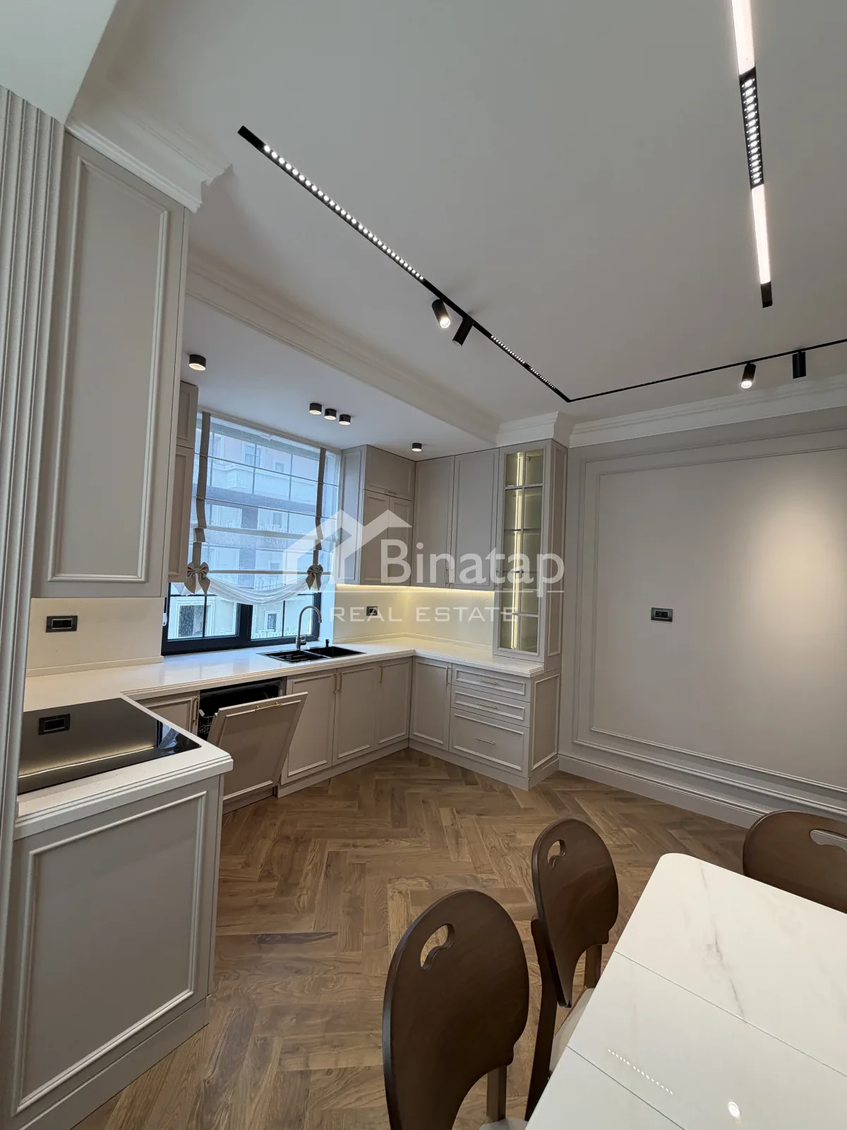 Продаётся 4-комн. новостройка 166 м², м. Элмляр Академиясы — фото 8