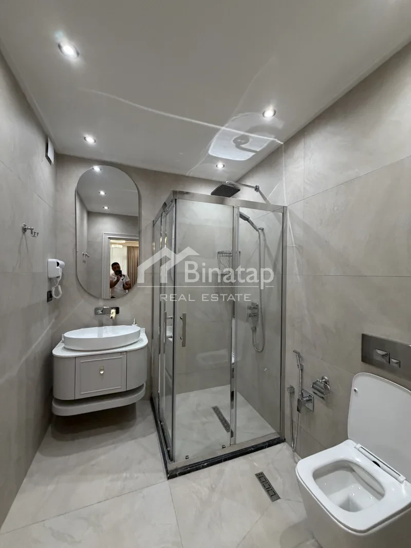 Продаётся 4-комн. новостройка 166 м², м. Элмляр Академиясы — фото 11