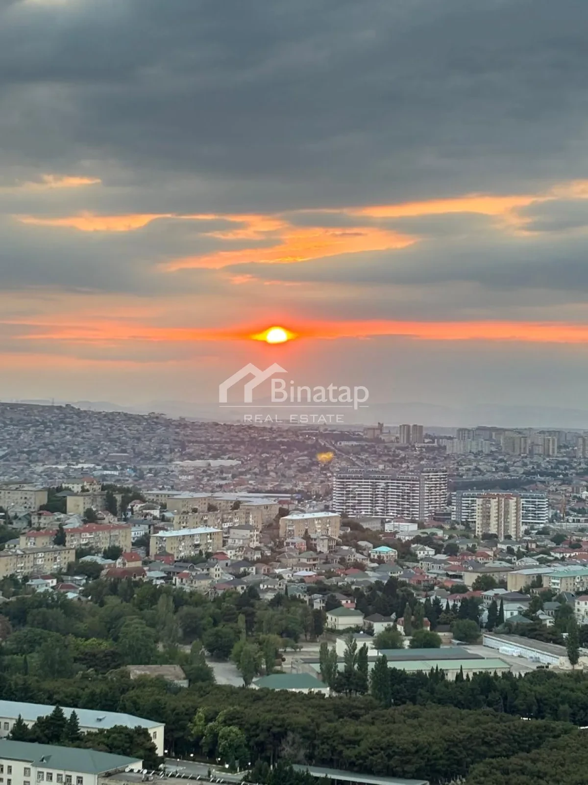 Satılır 4 otaqlı köhnə tikili 100 m², 9-cu mikrorayon qəs. — şəkil 10