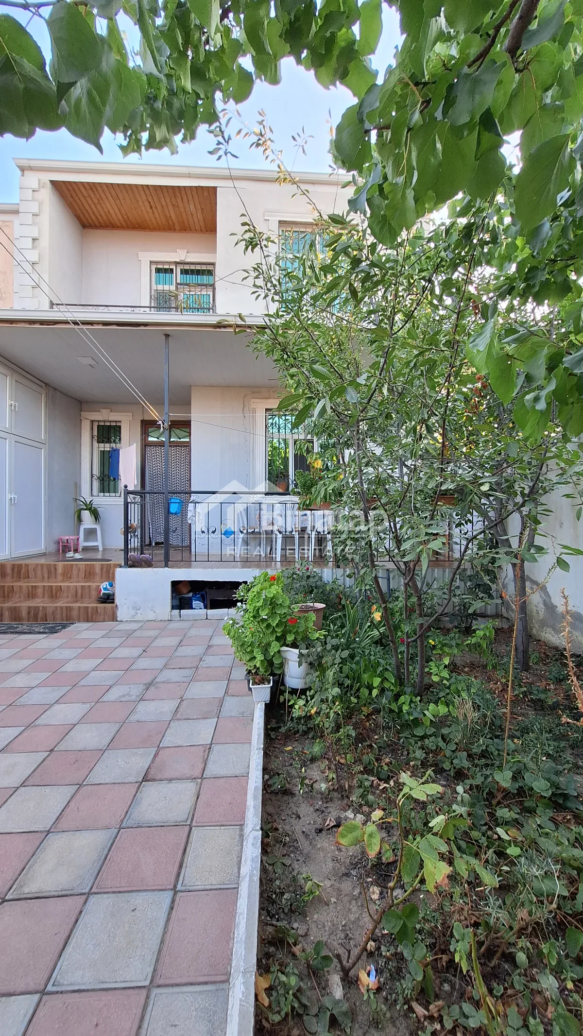 Satılır 4 otaqlı həyət evi / bağ evi 147 m², Avtovağzal m. — şəkil 2